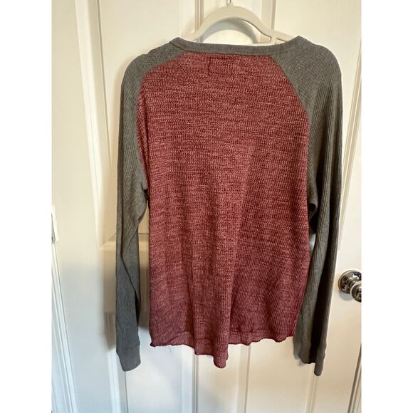 Express Men's L/S Red & Gray Waffle T-Shirt Large - Picture 2 of 2